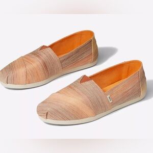 Brand New Tom’s sz 8 Alpargata ombré shoes
